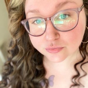 Meet your Posher, Brianna